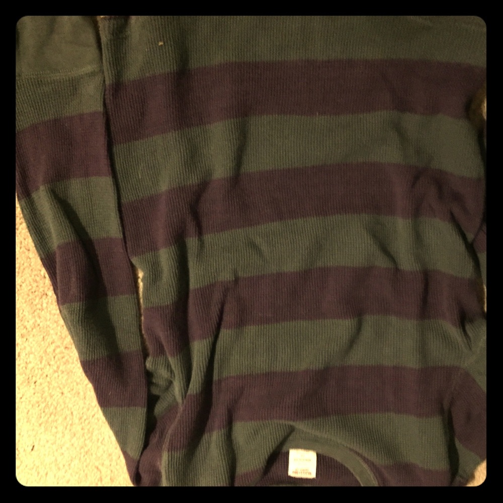 Mossimo grey and purple thermal